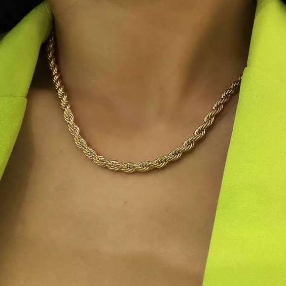 New 18k Gold Cuban Twisted Necklace - Picture 2 of 6